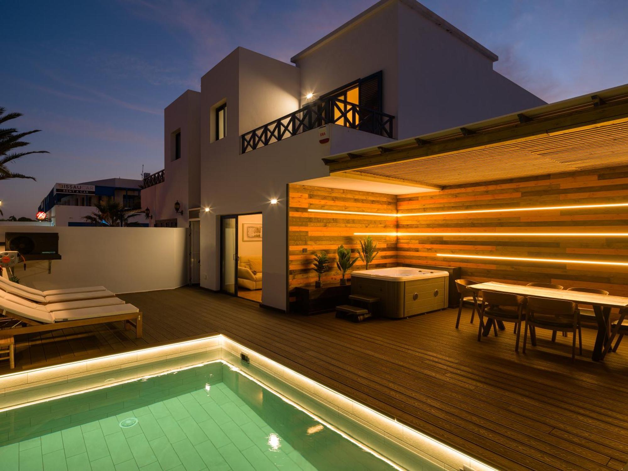 Villa Victoria - Playa Blanca Bagian luar foto