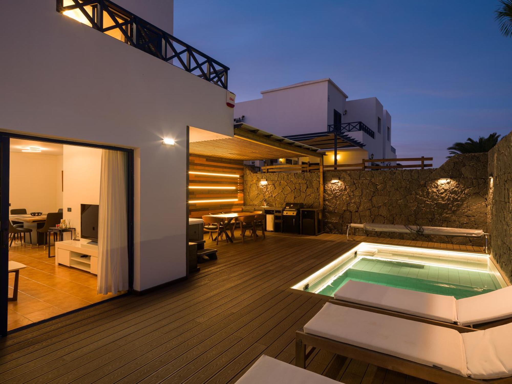 Villa Victoria - Playa Blanca Bagian luar foto